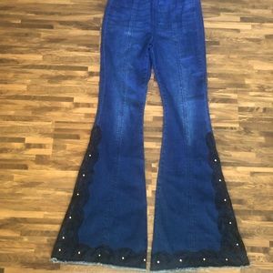 Bell-Bottom High-Rise Denim Jeans with Lace Appliqué